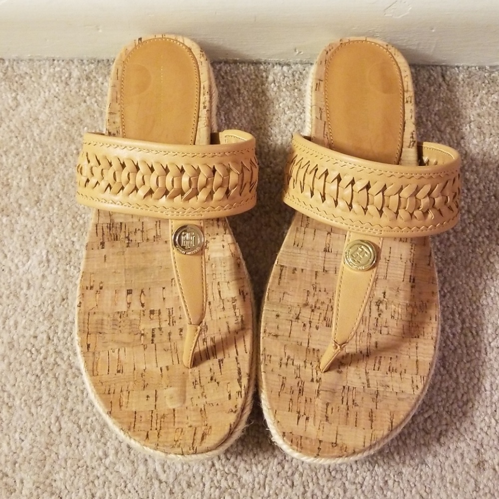 Tommy Hilfiger flip flops